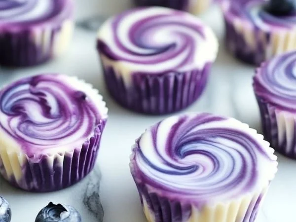 Blueberry Swirl Yogurt Bites